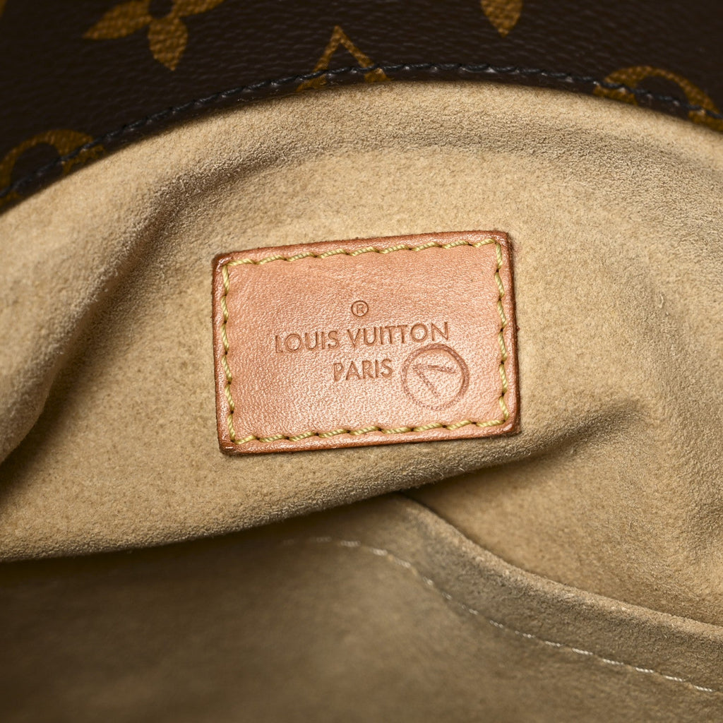 Louis Vuitton Monogram Artsy MM