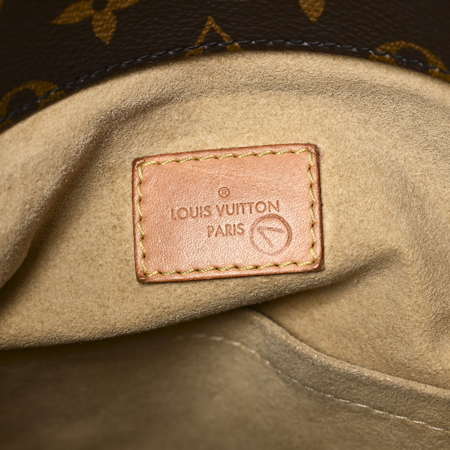 Louis Vuitton Monogram Artsy MM