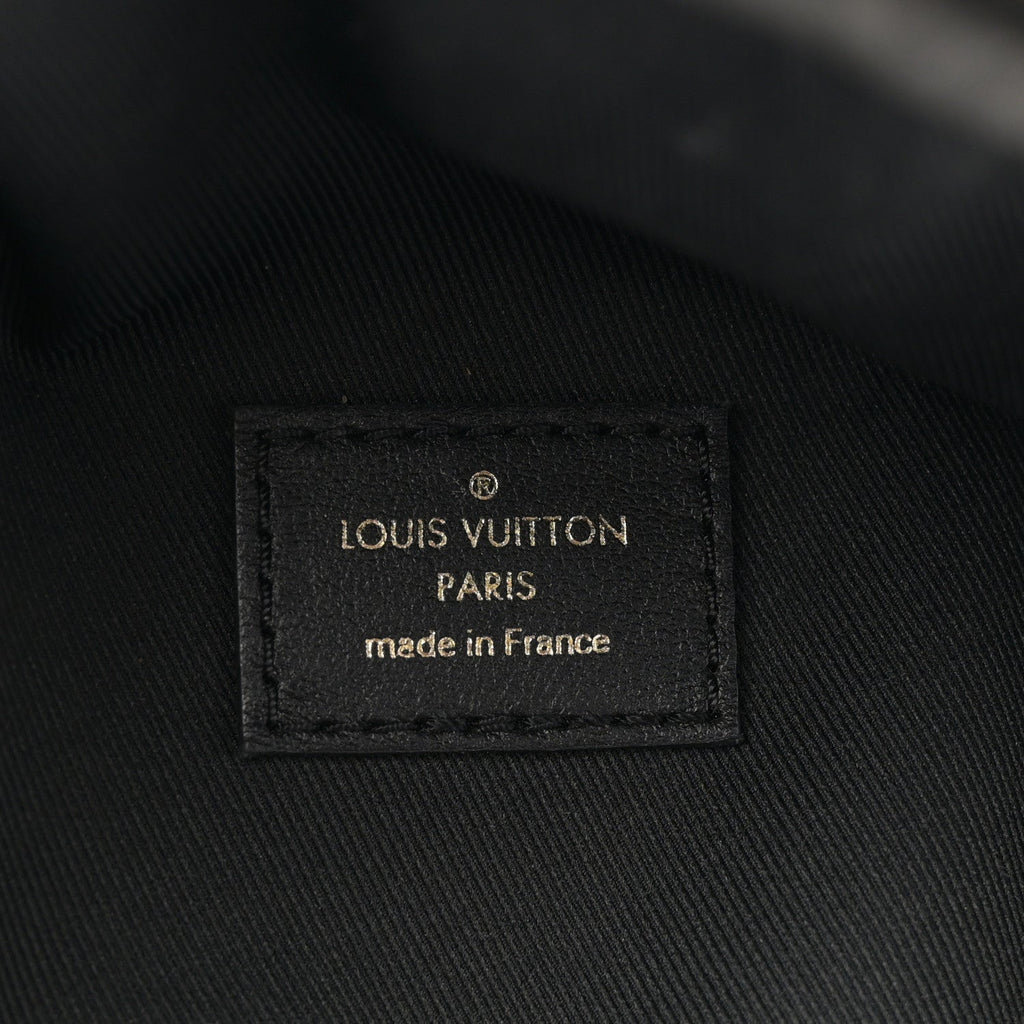 Louis Vuitton Calfskin Quilted New Wave Bumbag Black