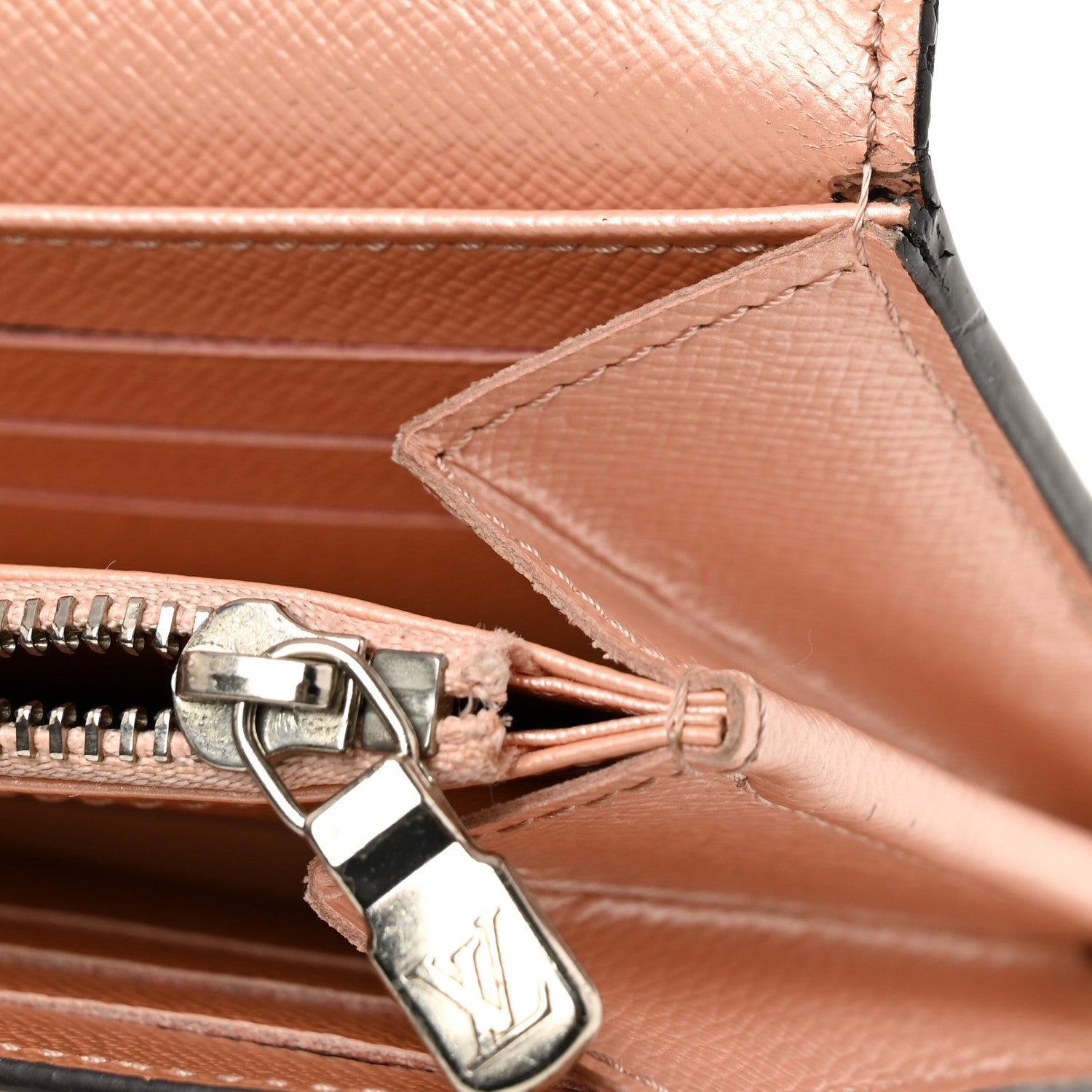 Louis Vuitton Epi Louise Wallet Rose Nacre