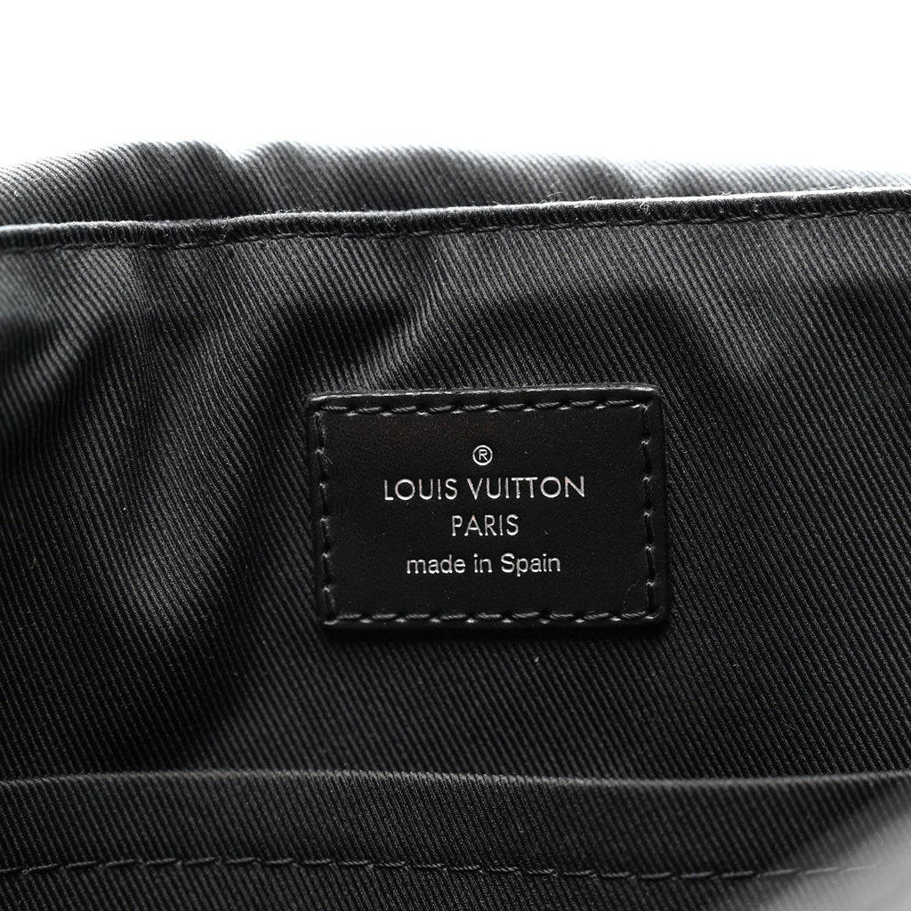 Louis Vuitton Damier Graphite District PM