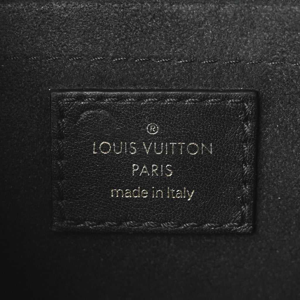 Louis Vuitton Calfskin Love Lock New Wave Chain MM Black