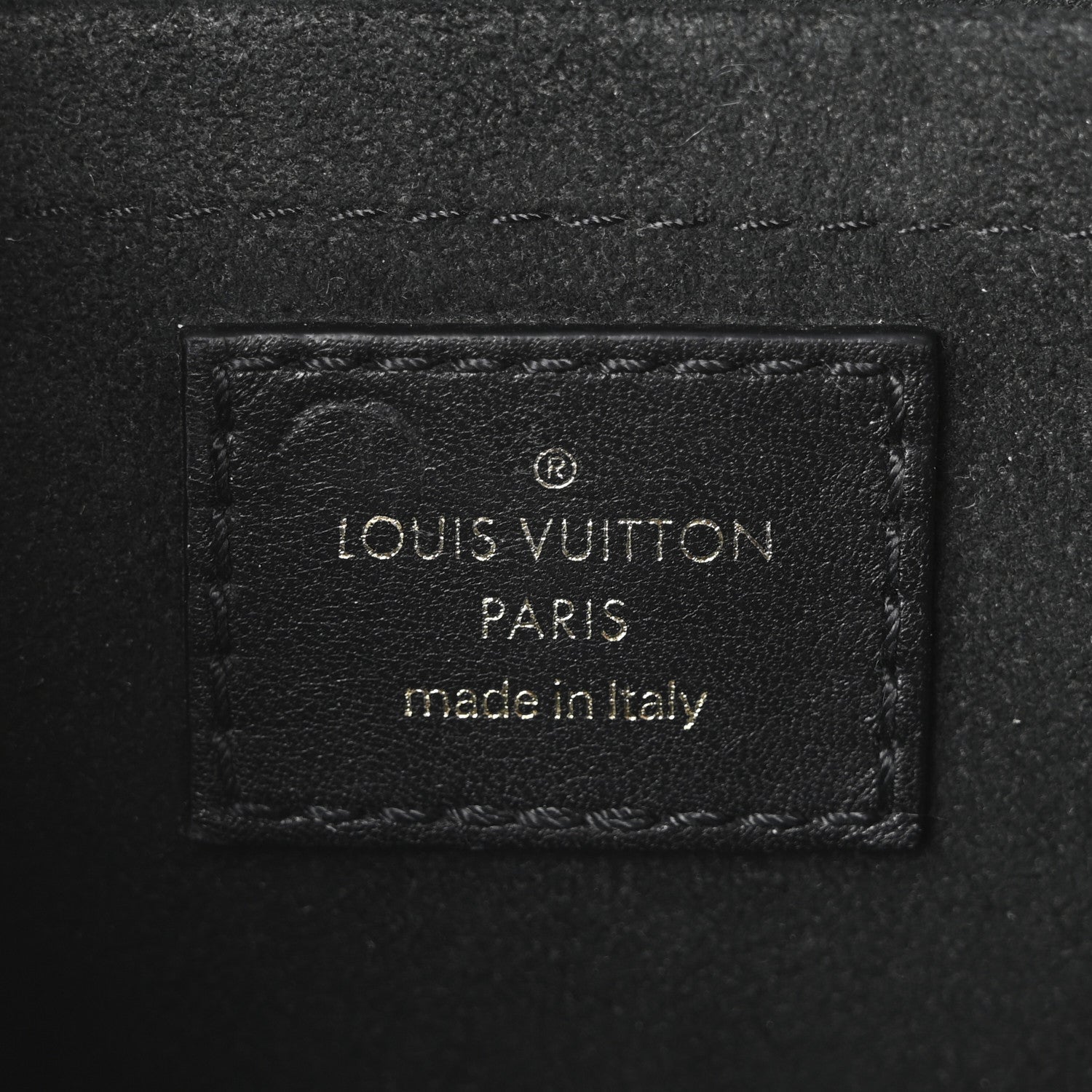 Louis Vuitton Calfskin Love Lock New Wave Chain MM Black