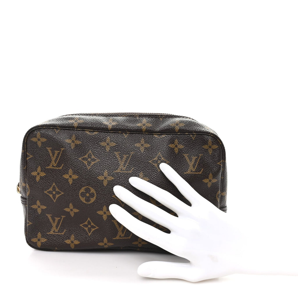 Louis Vuitton Monogram Trousse Toilette 23
