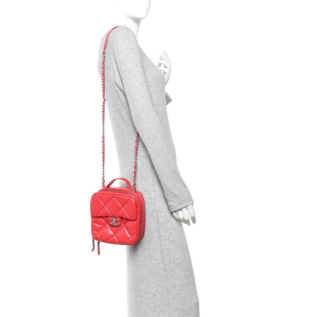 Chanel Aged Calfskin Quilted Top Handle Camera Case Red
