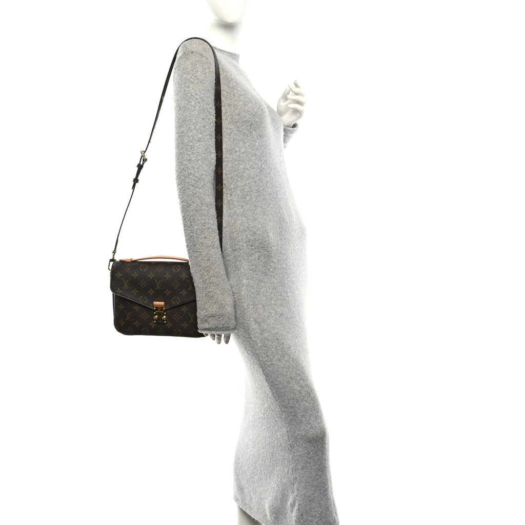 Louis Vuitton Monogram Pochette Metis