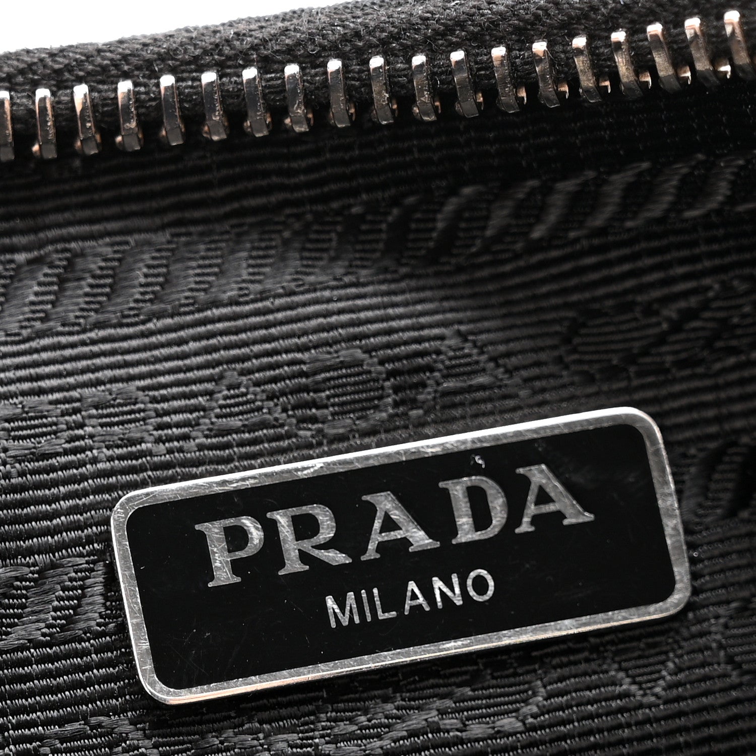 Prada Re-Nylon Saffiano Re-Edition 2005 Shoulder Bag Black