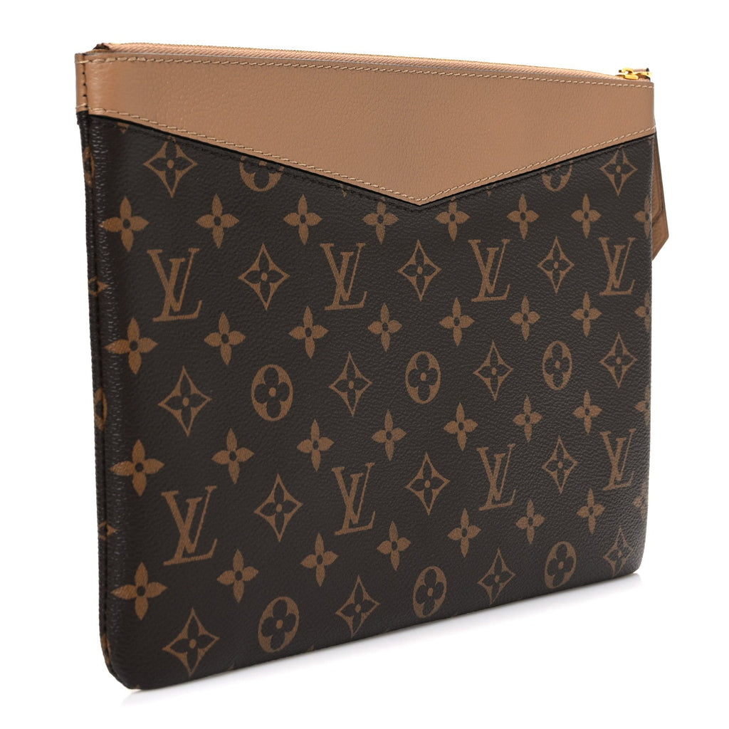Louis Vuitton Monogram Daily Pouch Sesame