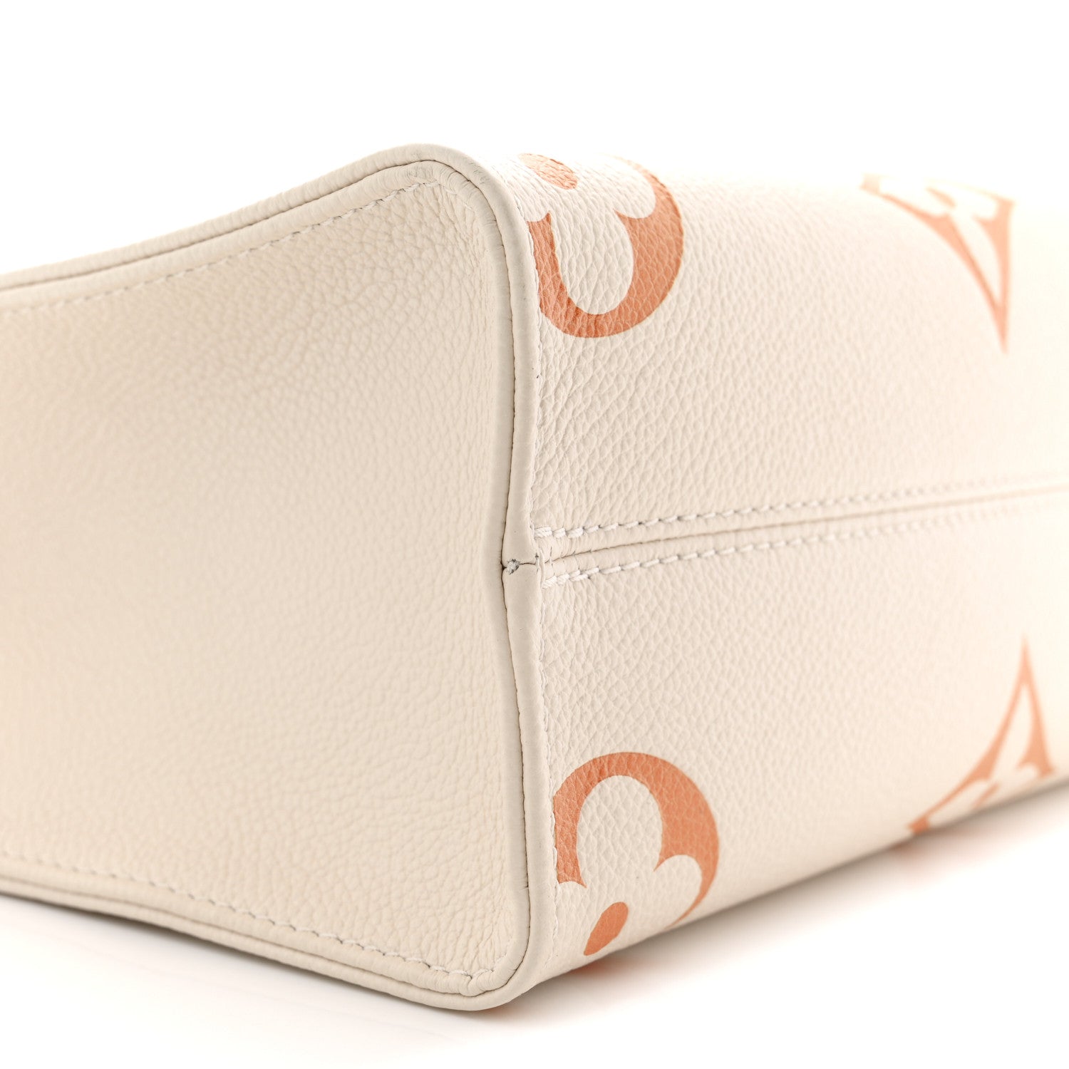Louis Vuitton Empreinte Monogram Giant By The Pool Onthego PM Neutral Gradient