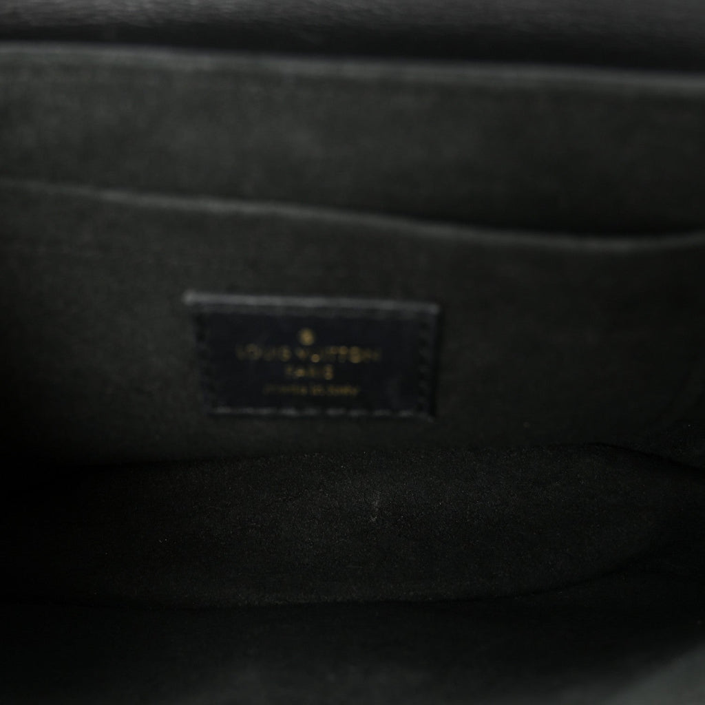 Louis Vuitton Calfskin New Wave Chain MM Black
