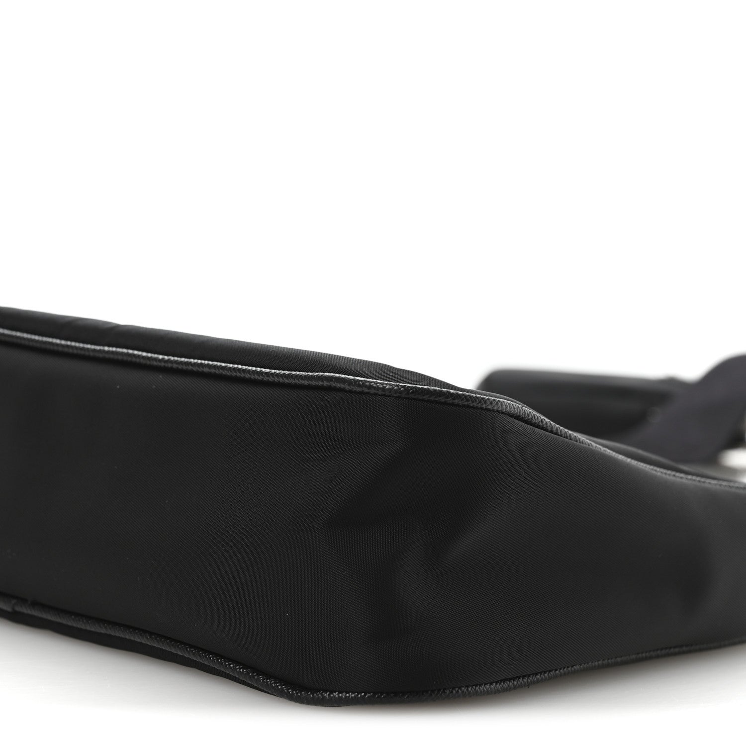 Prada Re-Nylon Saffiano Re-Edition 2005 Shoulder Bag Black