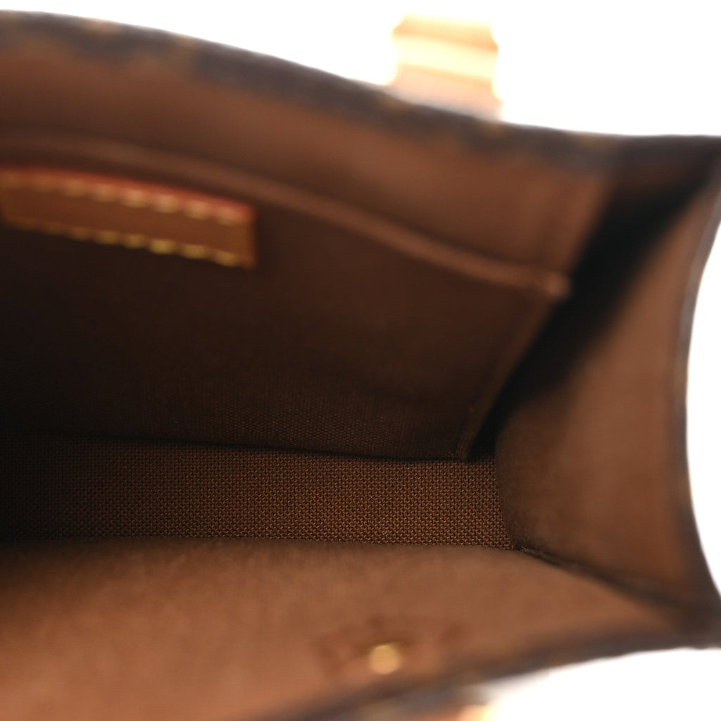 Louis Vuitton Monogram Petit Sac Plat
