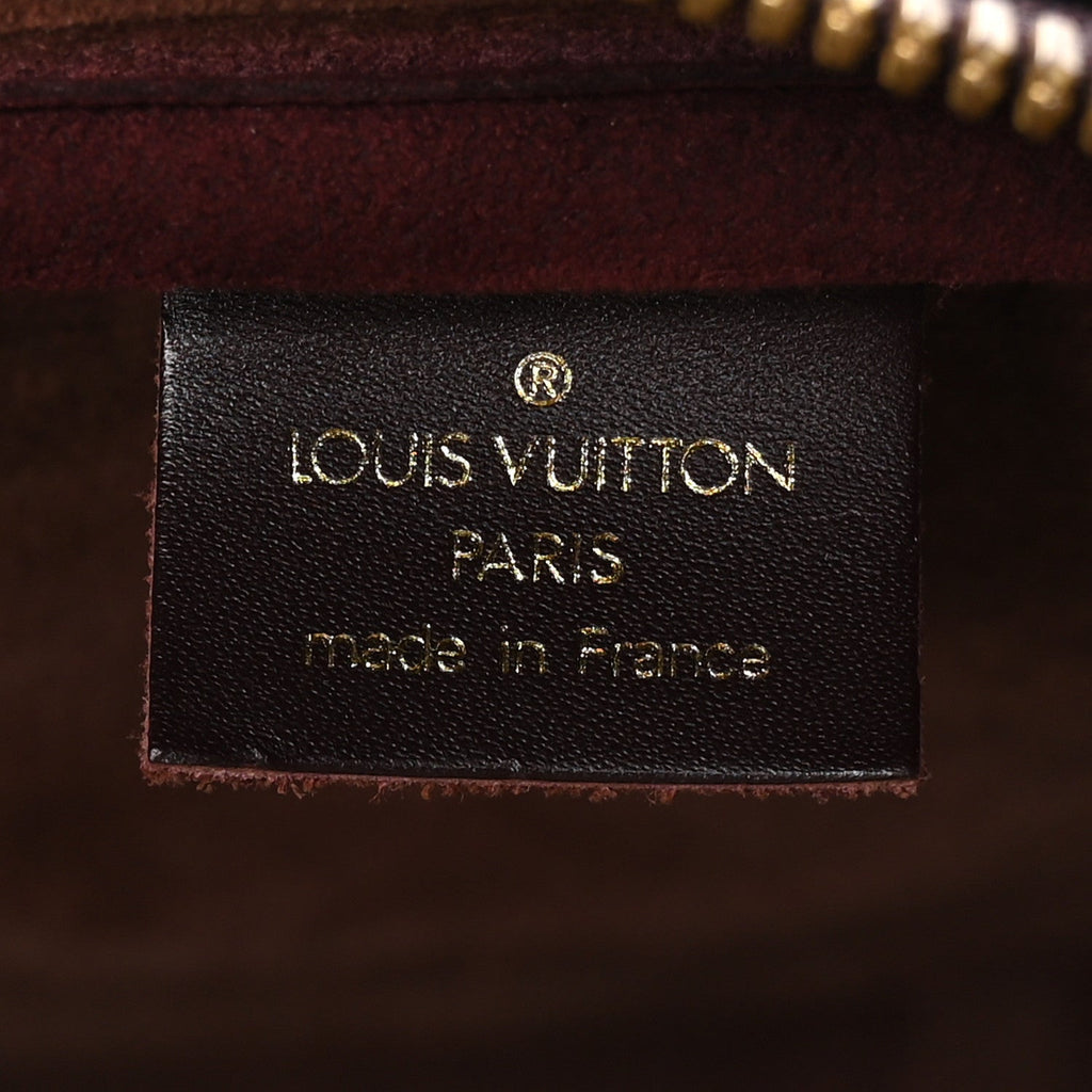 Louis Vuitton Taiga Kendall GM Acajou