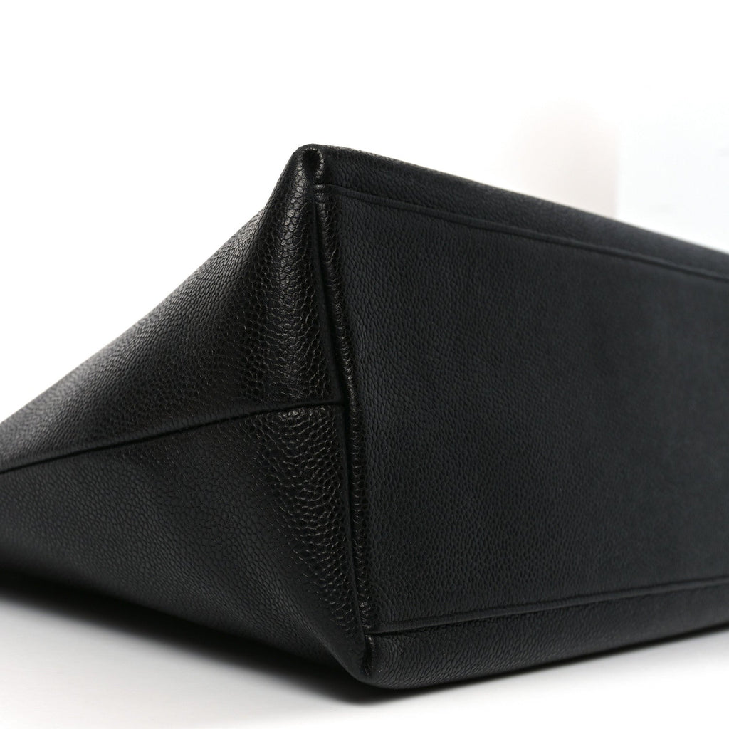 Chanel Caviar Large CC Shoulder Bag Black