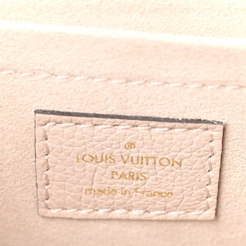 Louis Vuitton Grained Calfskin Lockme Tender Greige