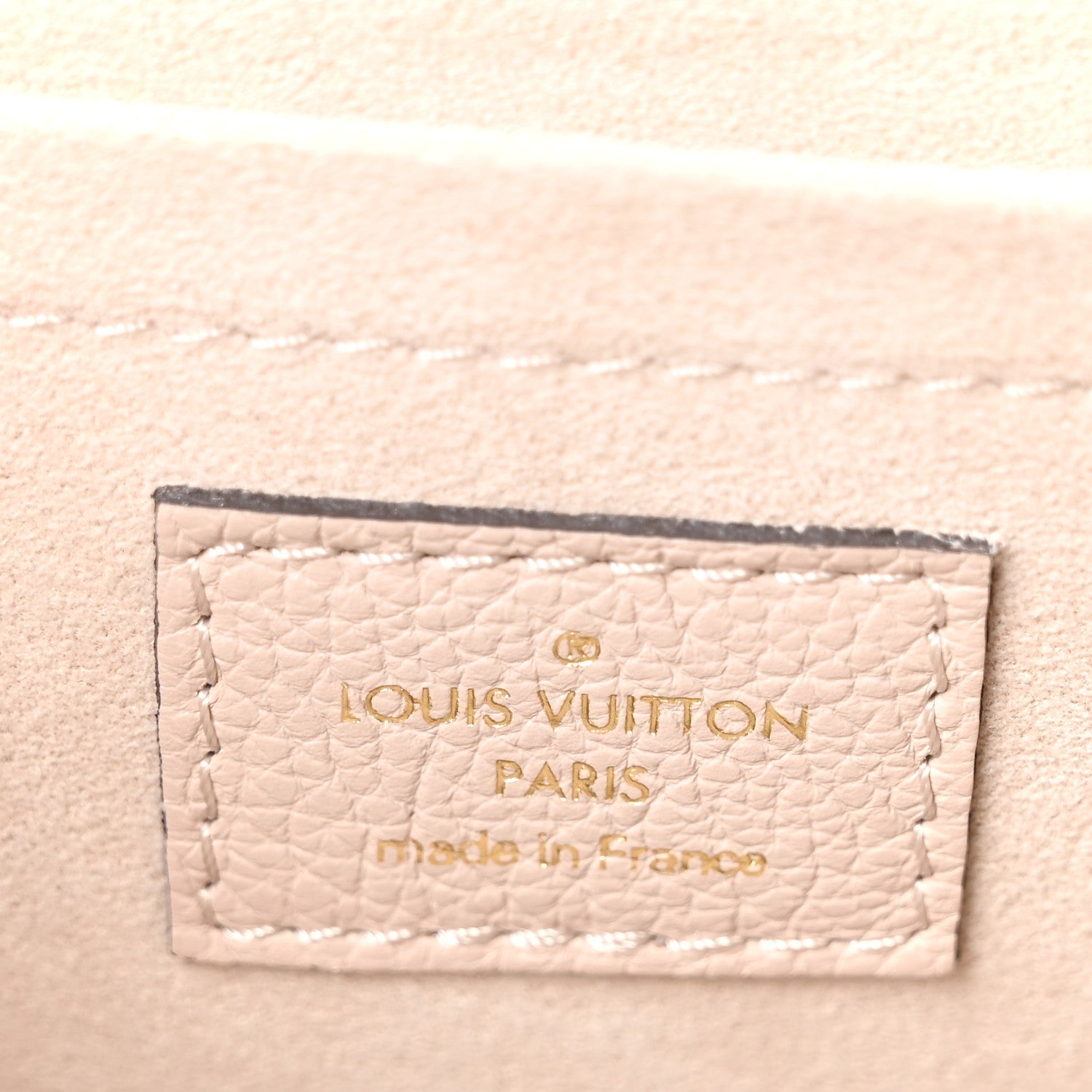 Louis Vuitton Grained Calfskin Lockme Tender Greige
