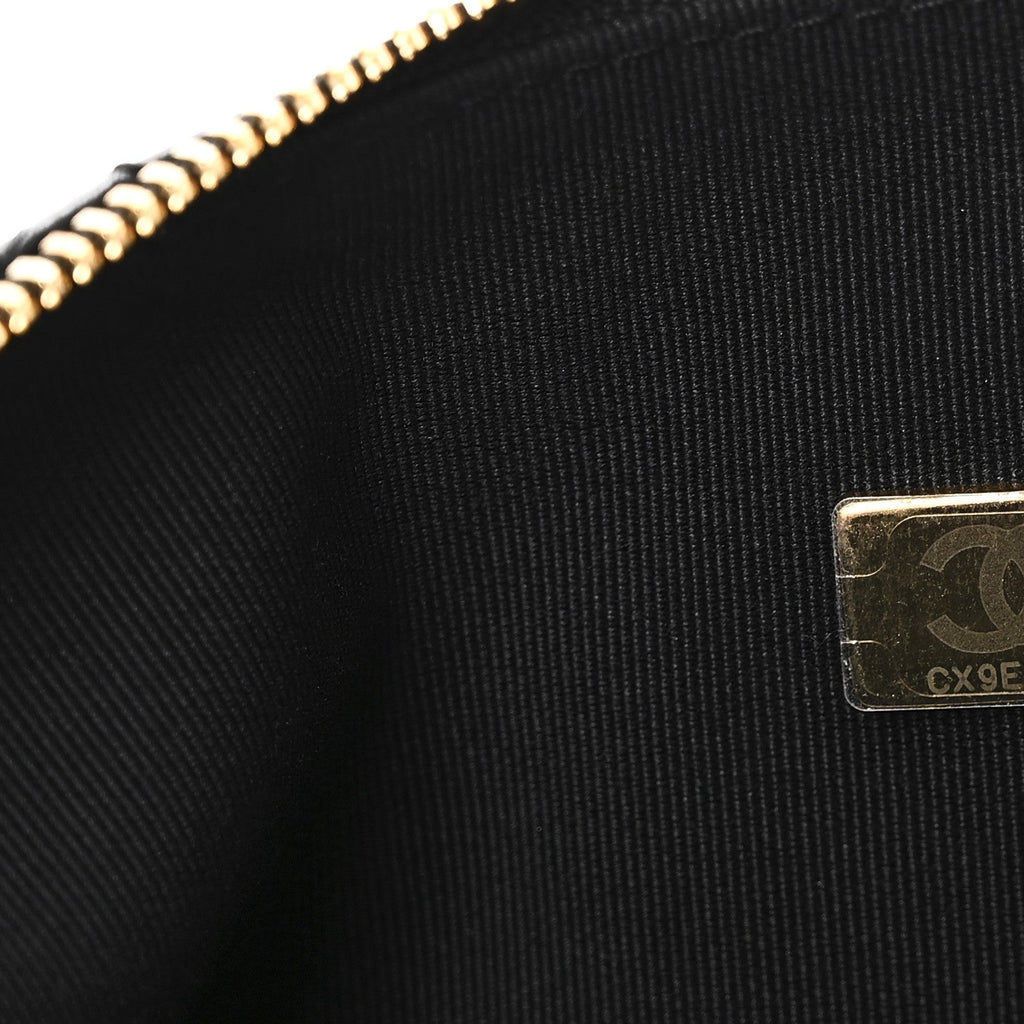 Chanel Shiny Lambskin Quilted CC Hobo Black