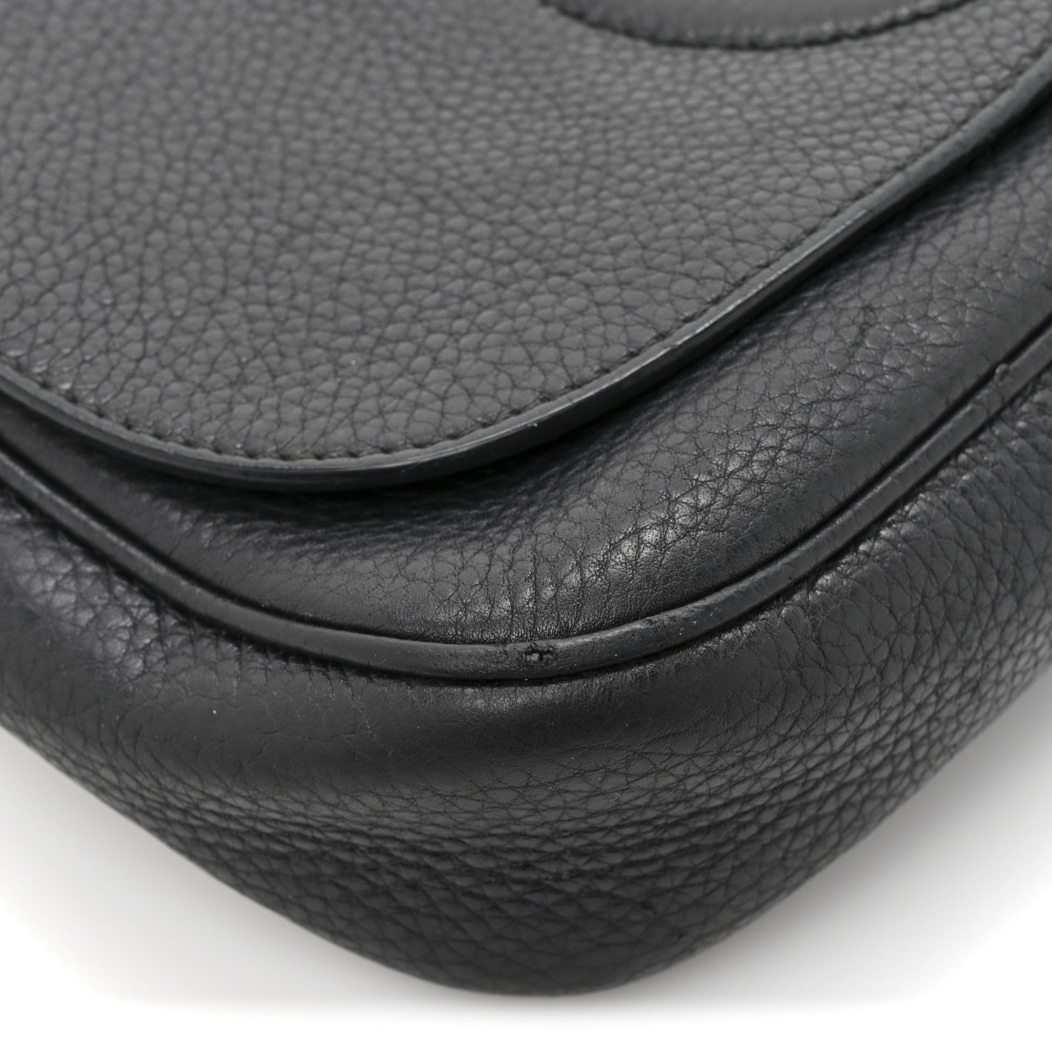 Gucci Pebbled Calfskin Medium Soho Flap Crossbody Black