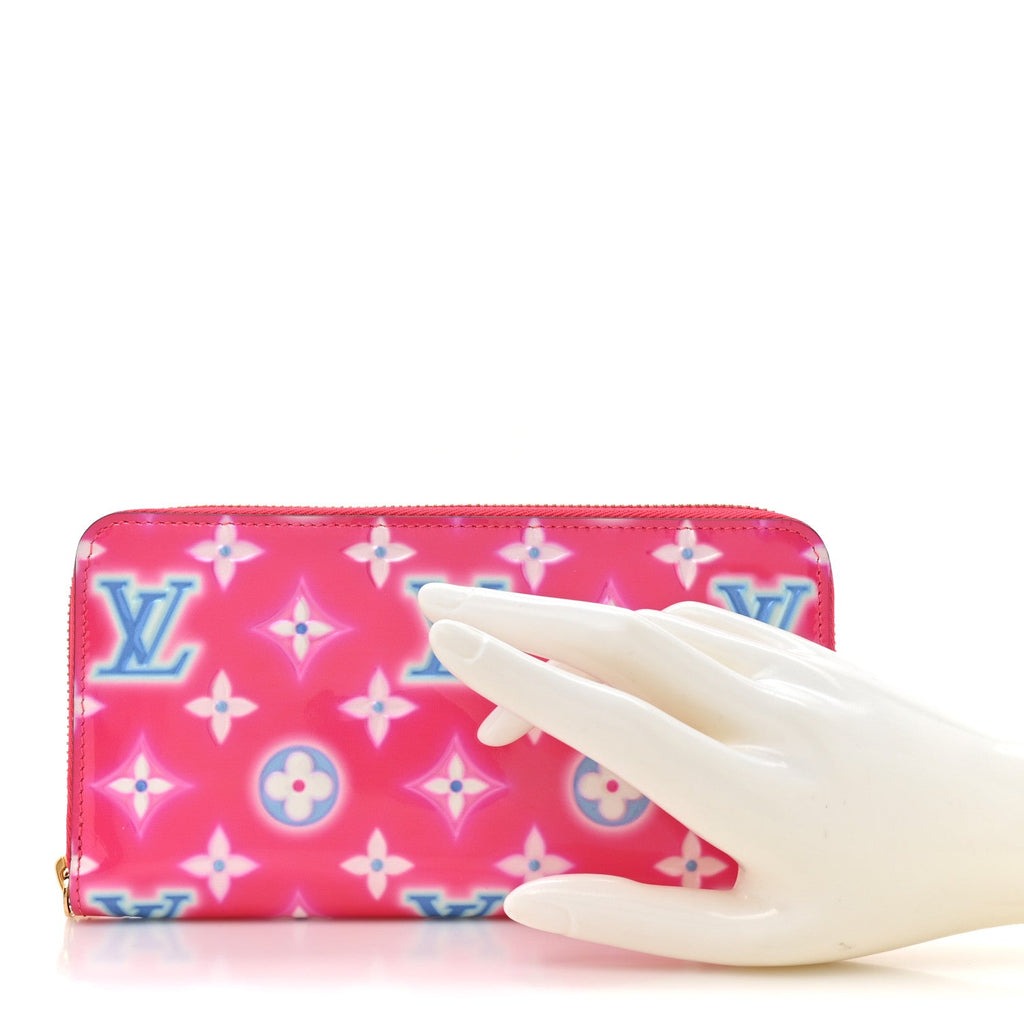 Louis Vuitton Vernis Valentine Zippy Wallet Fuchsia Neon