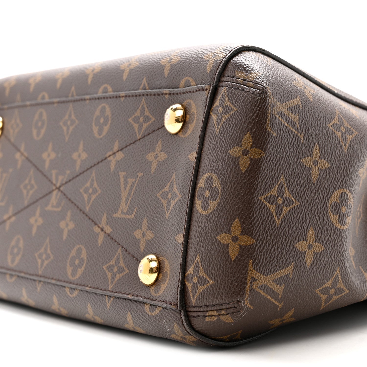 Louis Vuitton Monogram Montaigne MM
