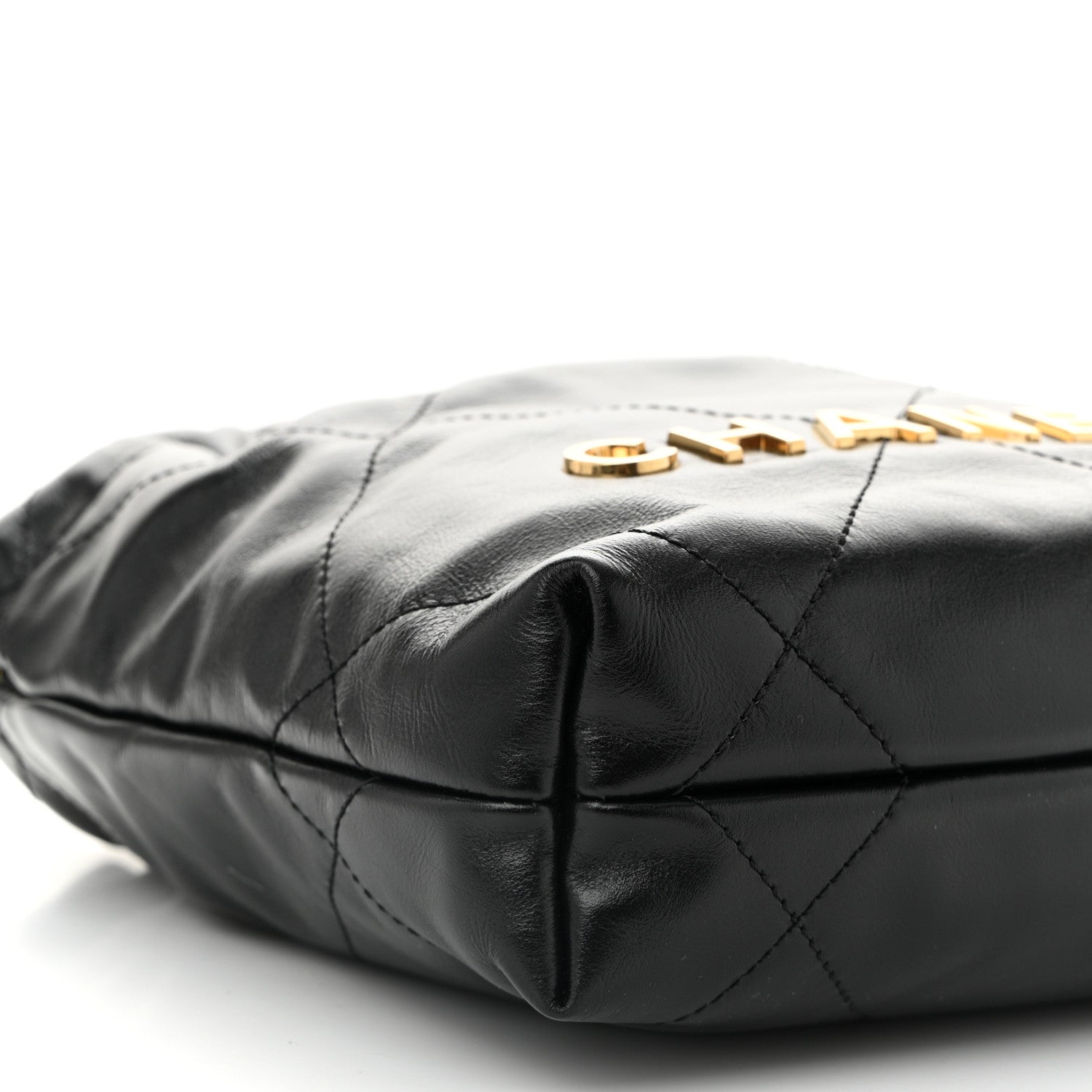 Chanel Shiny Calfskin Quilted Pearl CC Chain Mini Chanel 22 Black