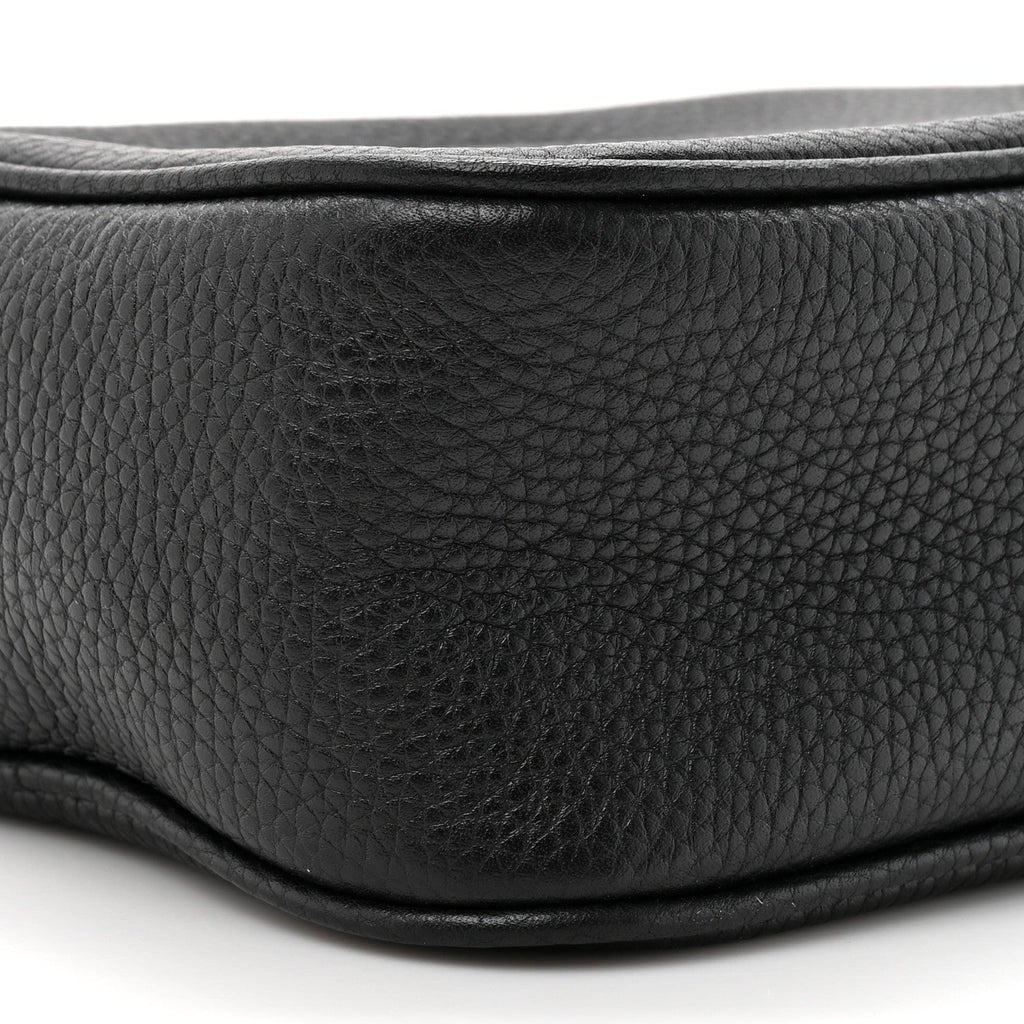 Gucci Pebbled Calfskin Small Soho Disco Bag Black
