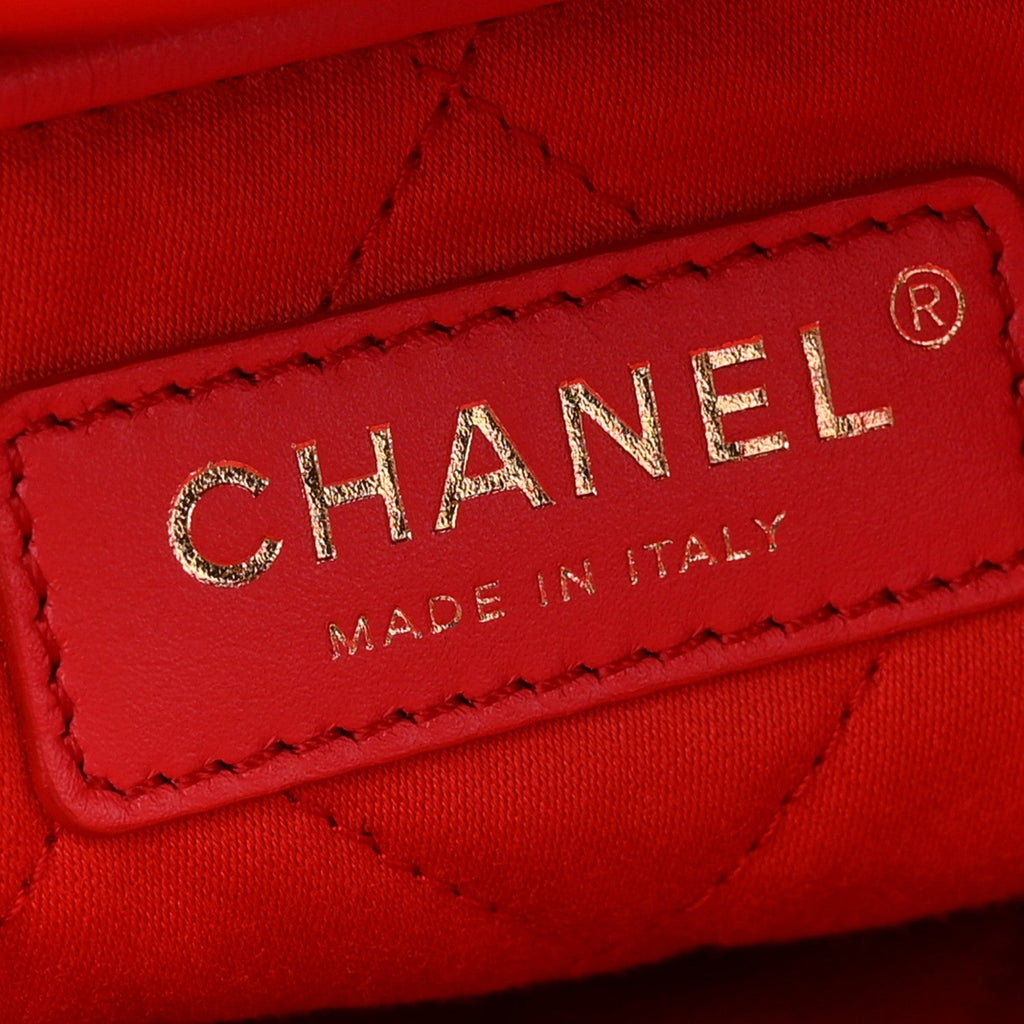 Chanel Shiny Calfskin Stitched Quilted Small Chanel 22 Red