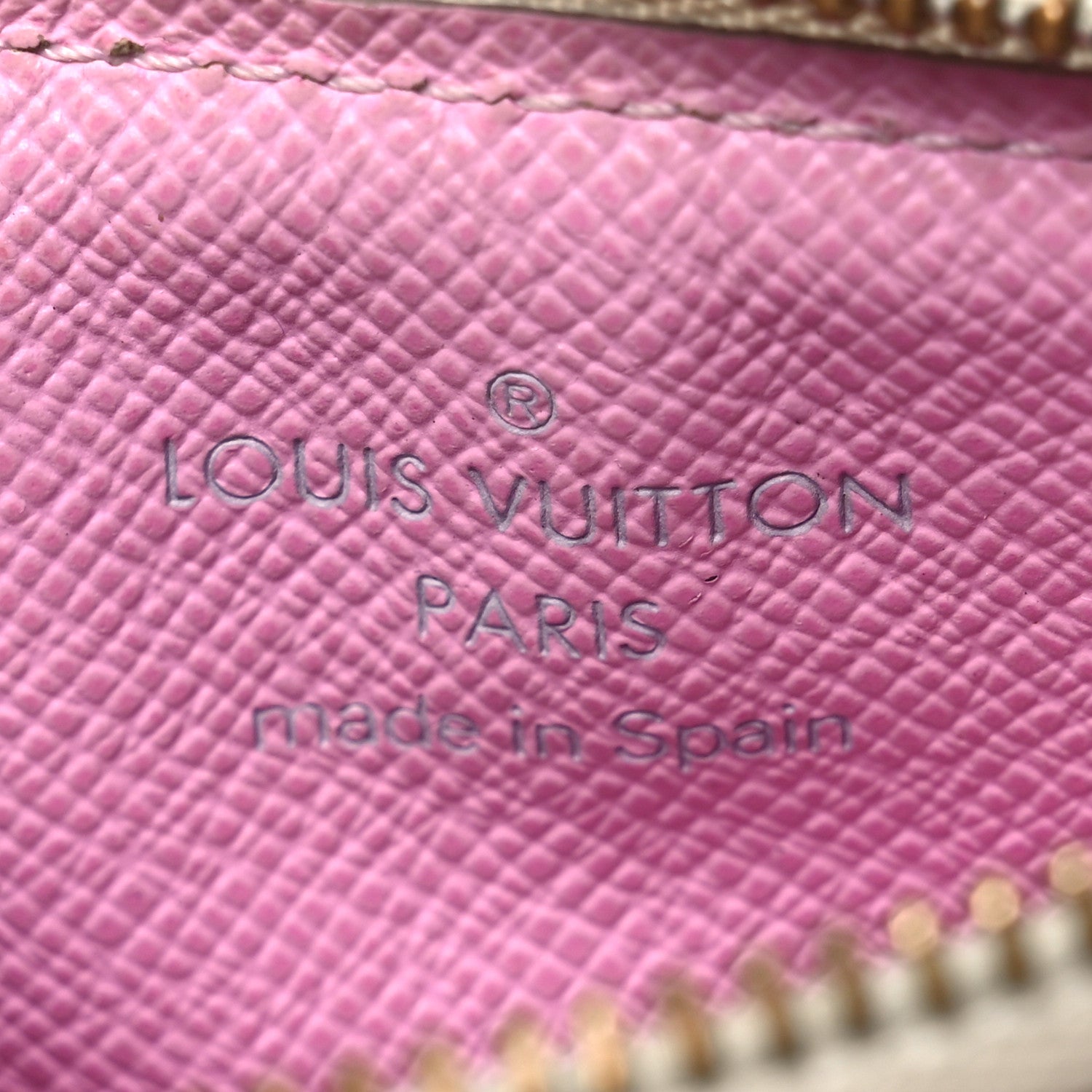 Louis Vuitton Monogram Multicolor Key Pouch White Litchi