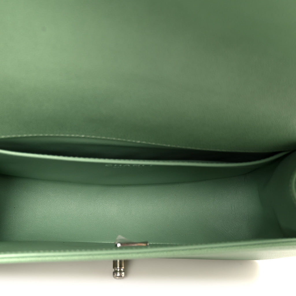 Chanel Caviar Quilted Medium Boy Flap Green