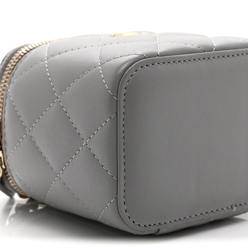 Chanel Lambskin Quilted Pearl Crush Mini Vanity Case With Chain Light Purple