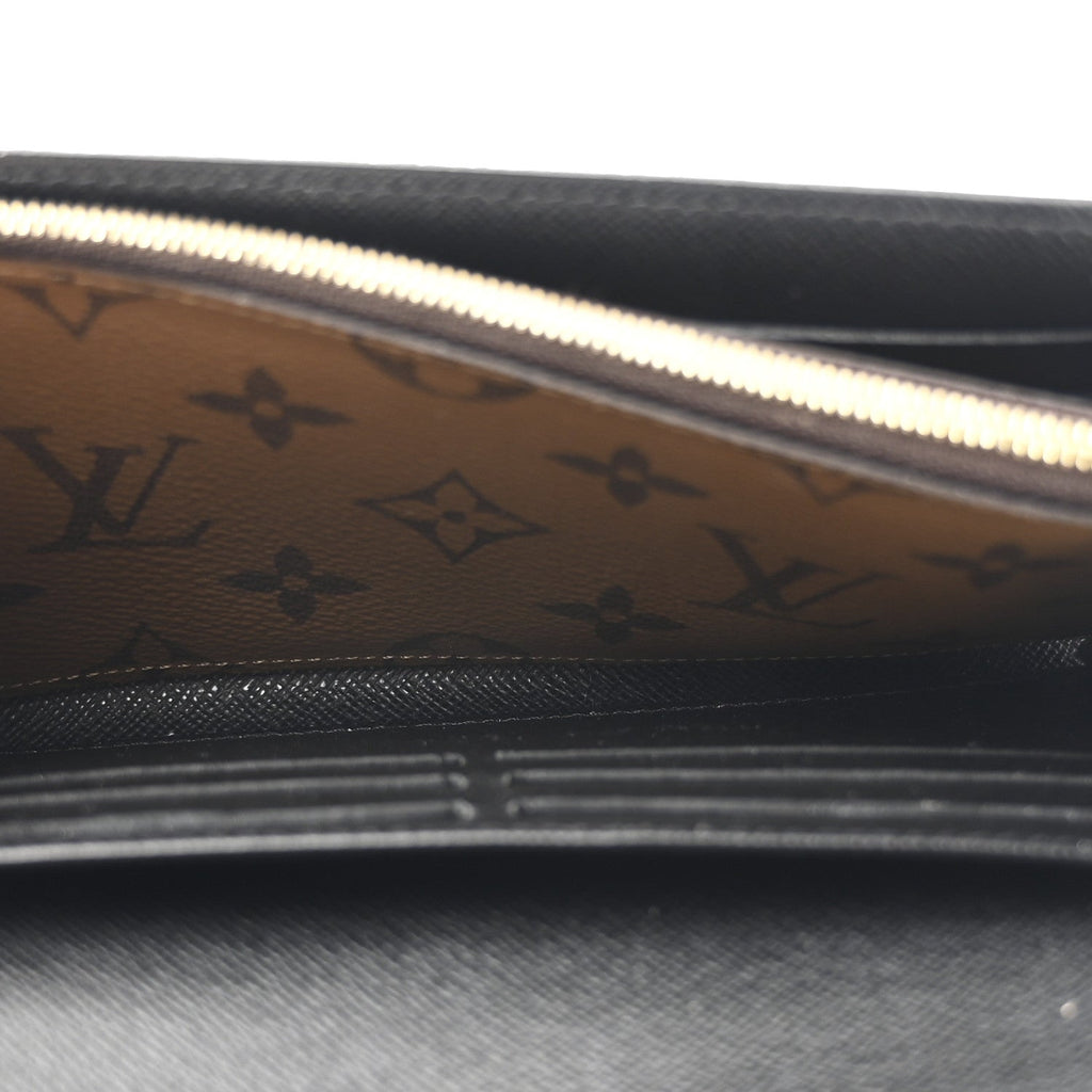 Louis Vuitton Reverse Monogram Giant Sarah Wallet