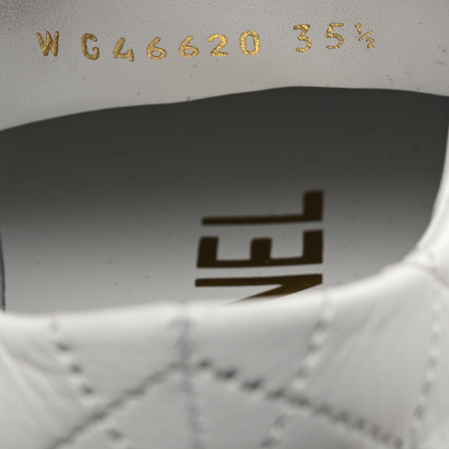 Crumpled Lambskin Patent Cap Toe CC Stitched Sneakers 35.5 White Black