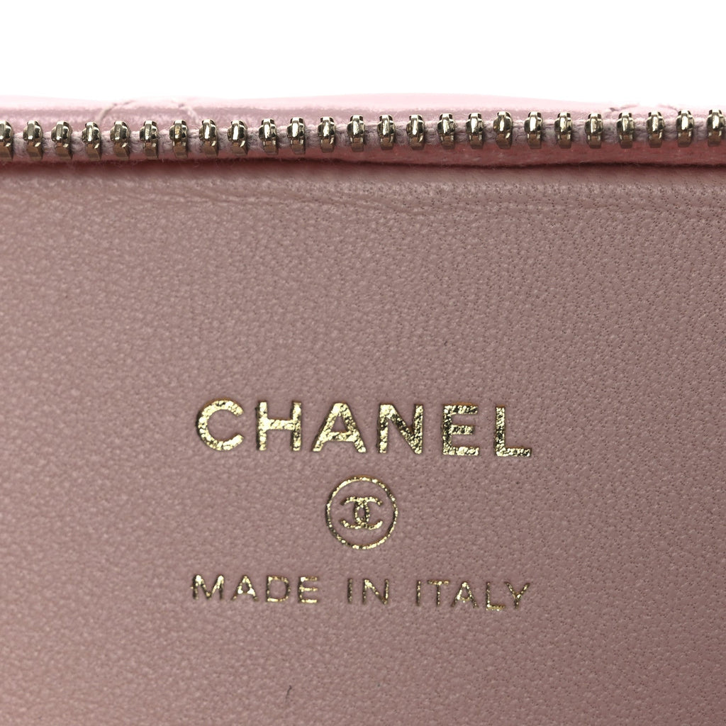 Chanel Shiny Lambskin Quilted Top Handle Vanity Case With Chain Pink