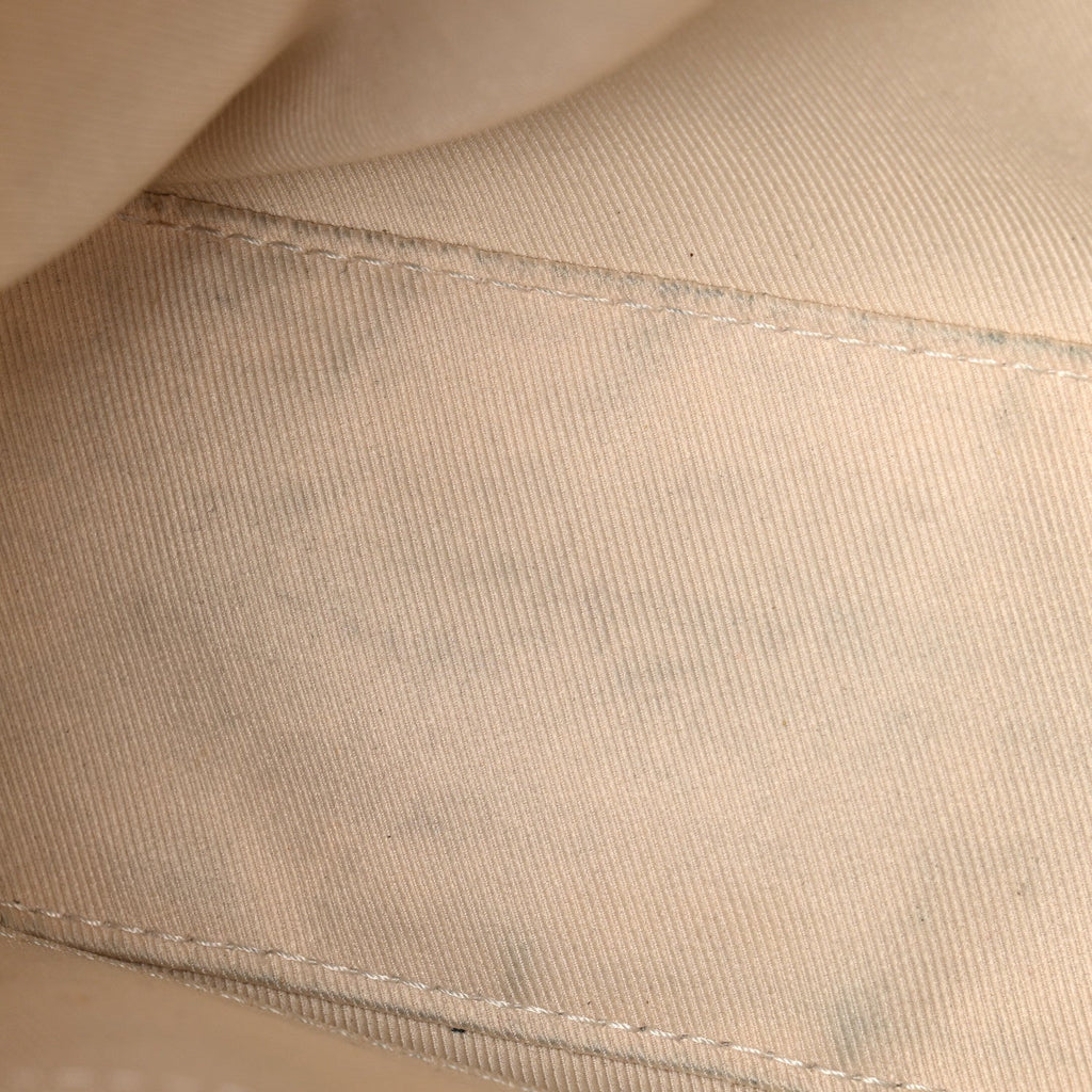 Louis Vuitton Monogram Saintonge Creme