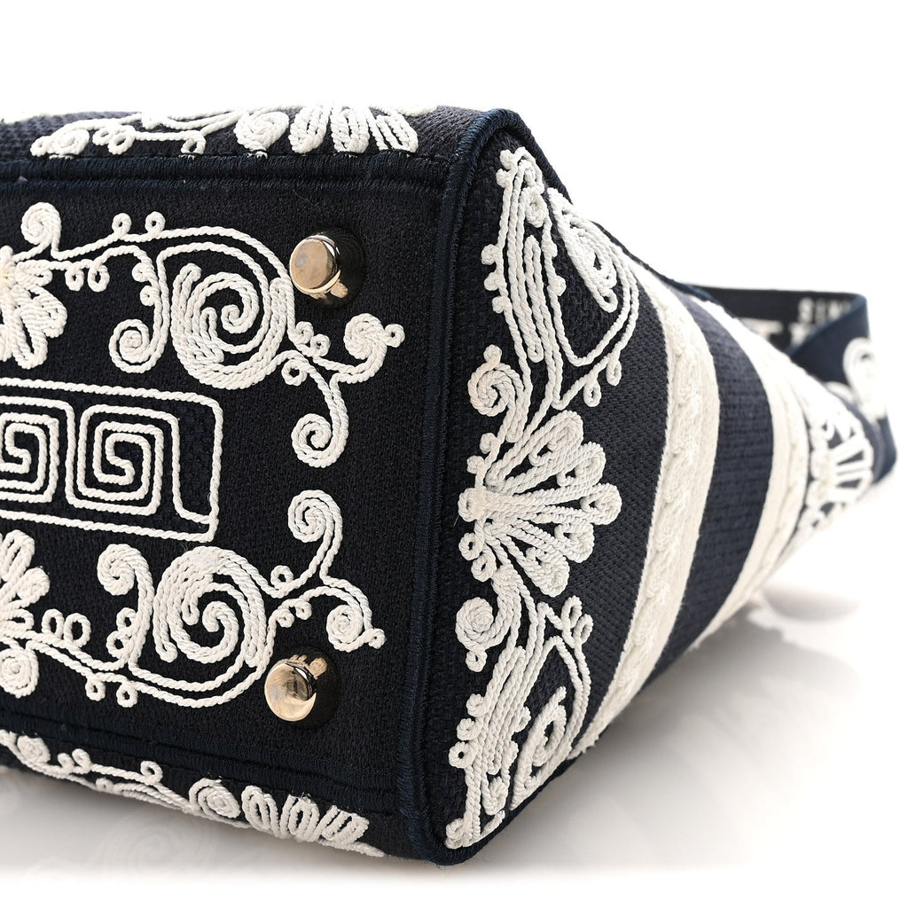 Christian Dior Embroidered Cornely Medium Lady D-Lite Blue White