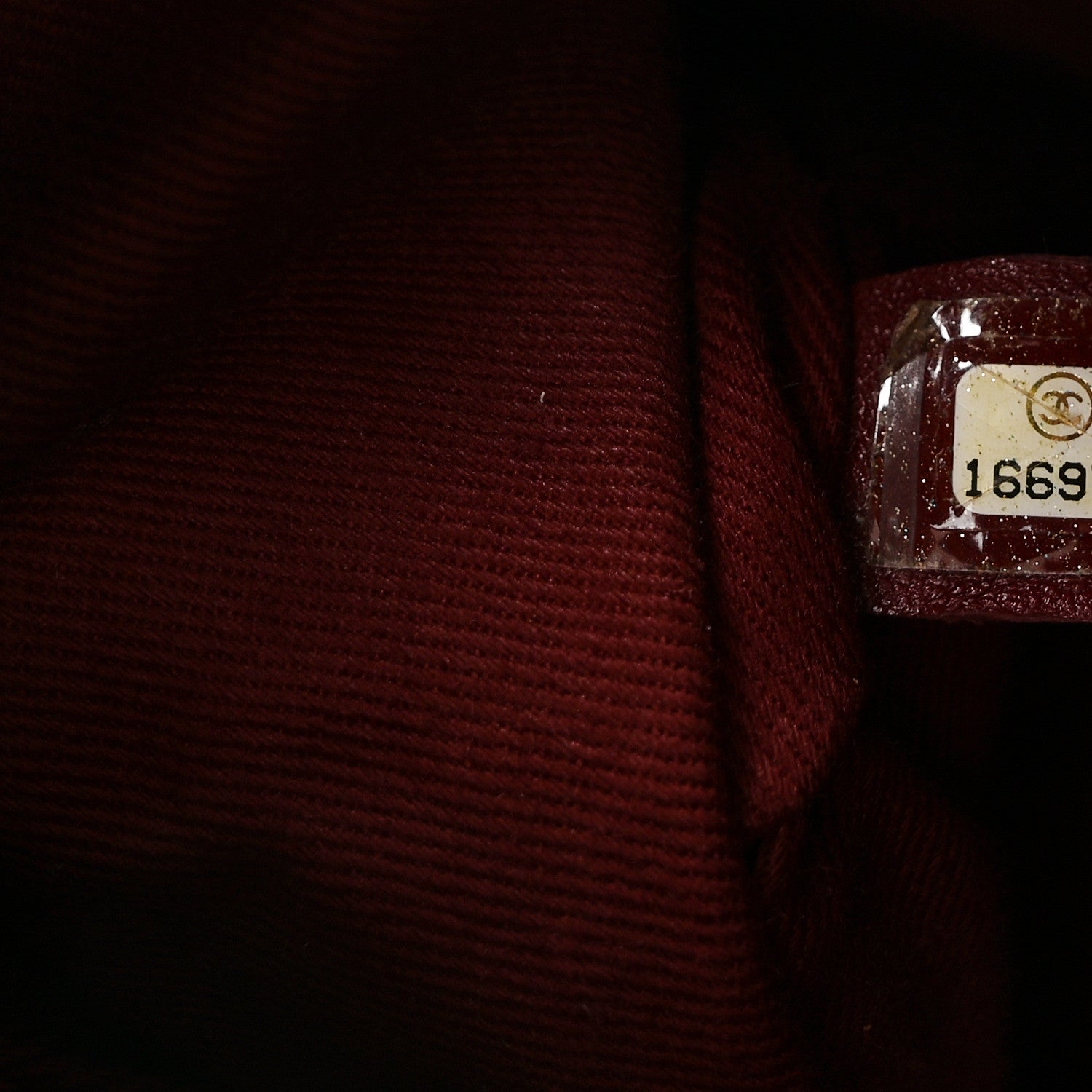 Chanel Glazed Caviar Quilted Small Shiva Tote Burgundy