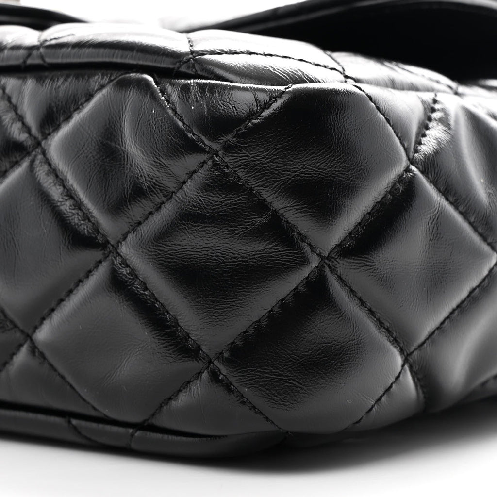 Chanel Shiny Crumpled Calfskin Quilted Wavy CC Hobo Black