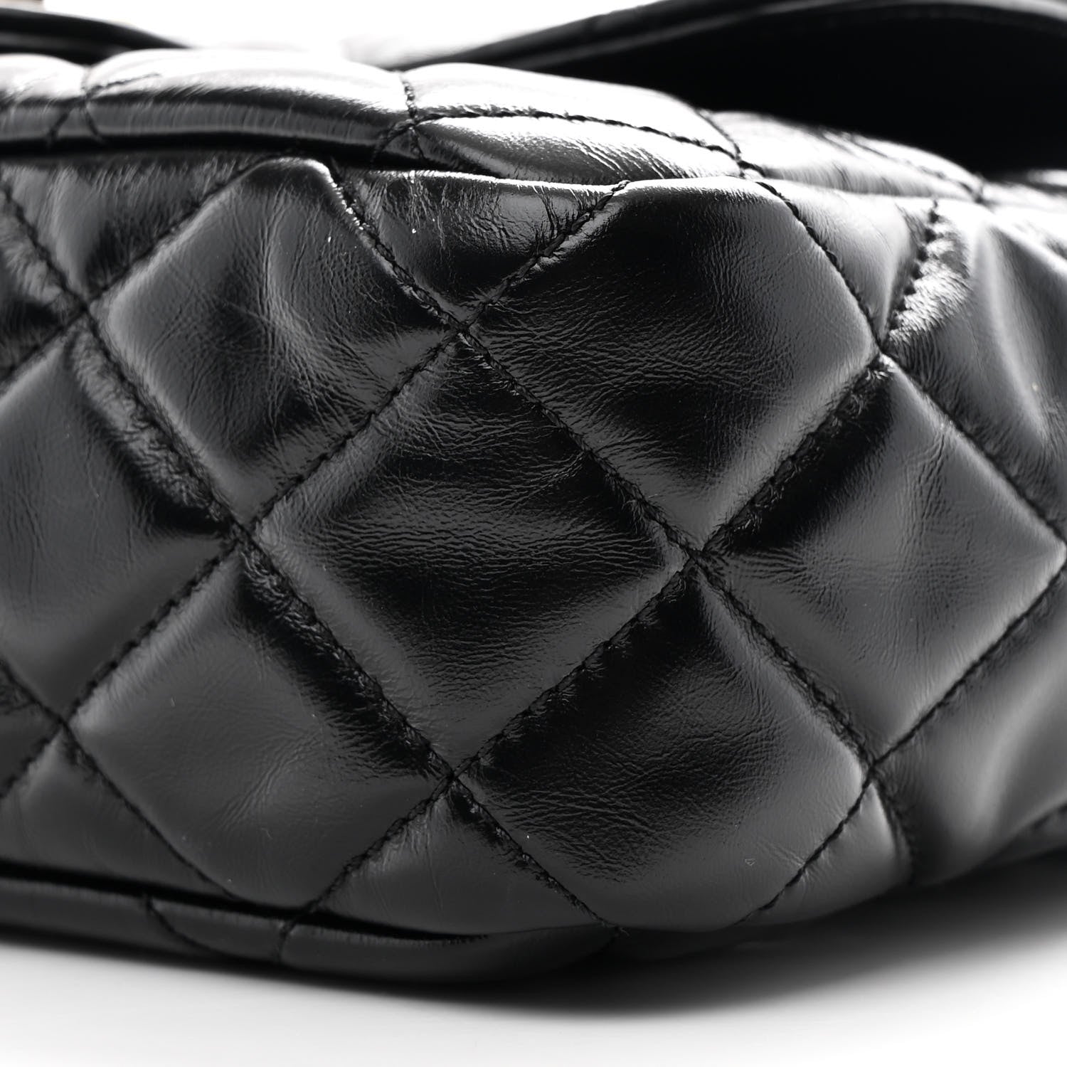 Chanel Shiny Crumpled Calfskin Quilted Wavy CC Hobo Black