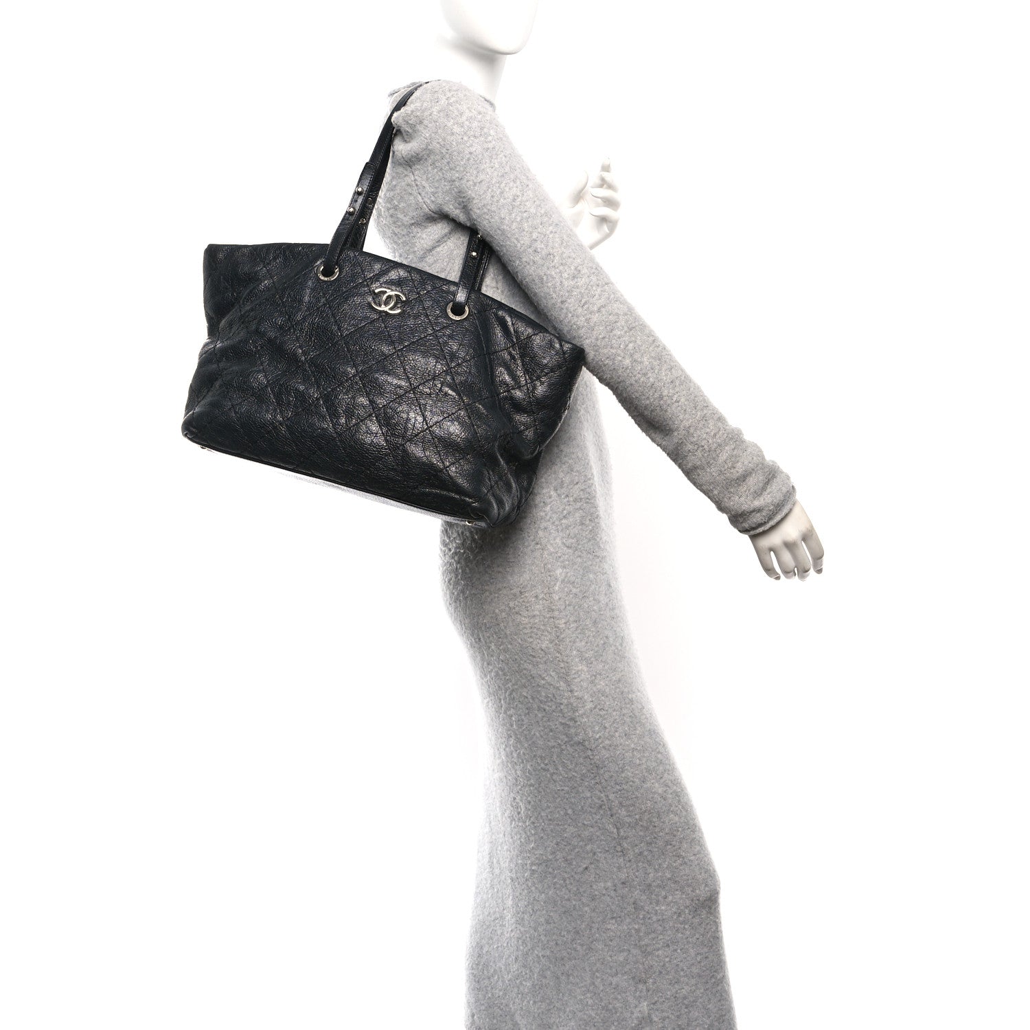 Chanel Glazed Calfskin Large On The Road Tote Black