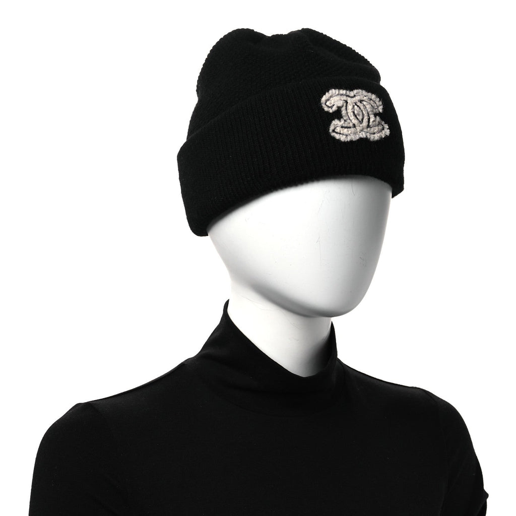 Cashmere CC Cloche Logo Beanie Hat Black