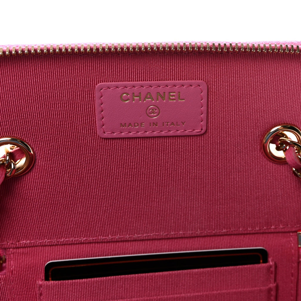 Chanel Caviar Quilted Small Vanity Case With Chain Pink