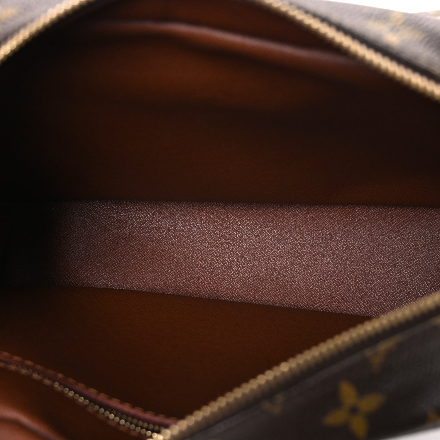 Louis Vuitton Monogram Nil 28