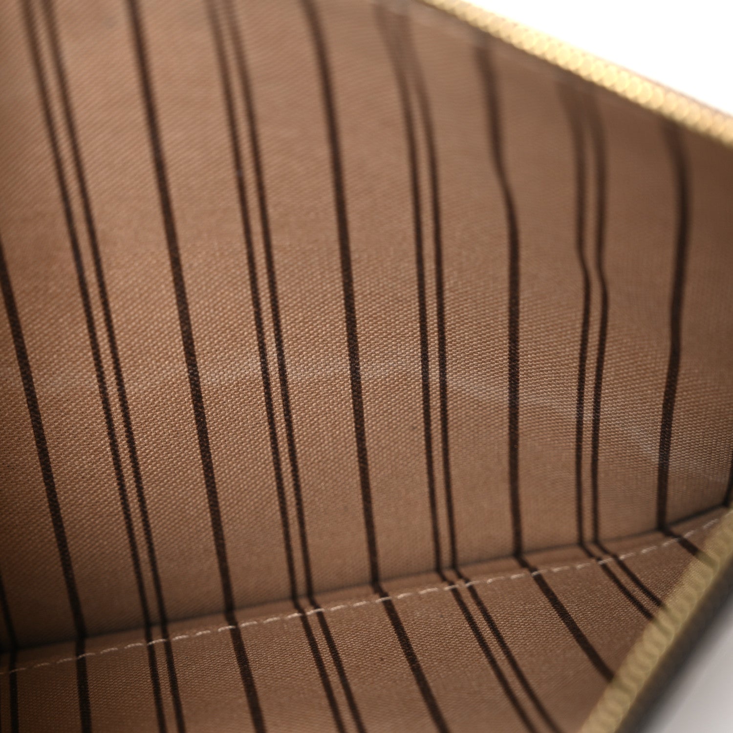 Louis Vuitton Monogram Neverfull MM GM Pochette