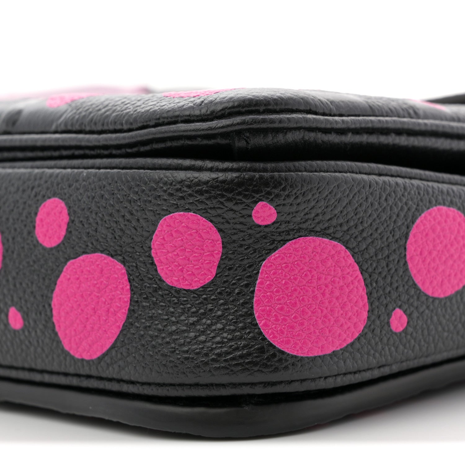 Louis Vuitton LV x YK Empreinte Monogram Giant Pochette Metis Black Fuchsia