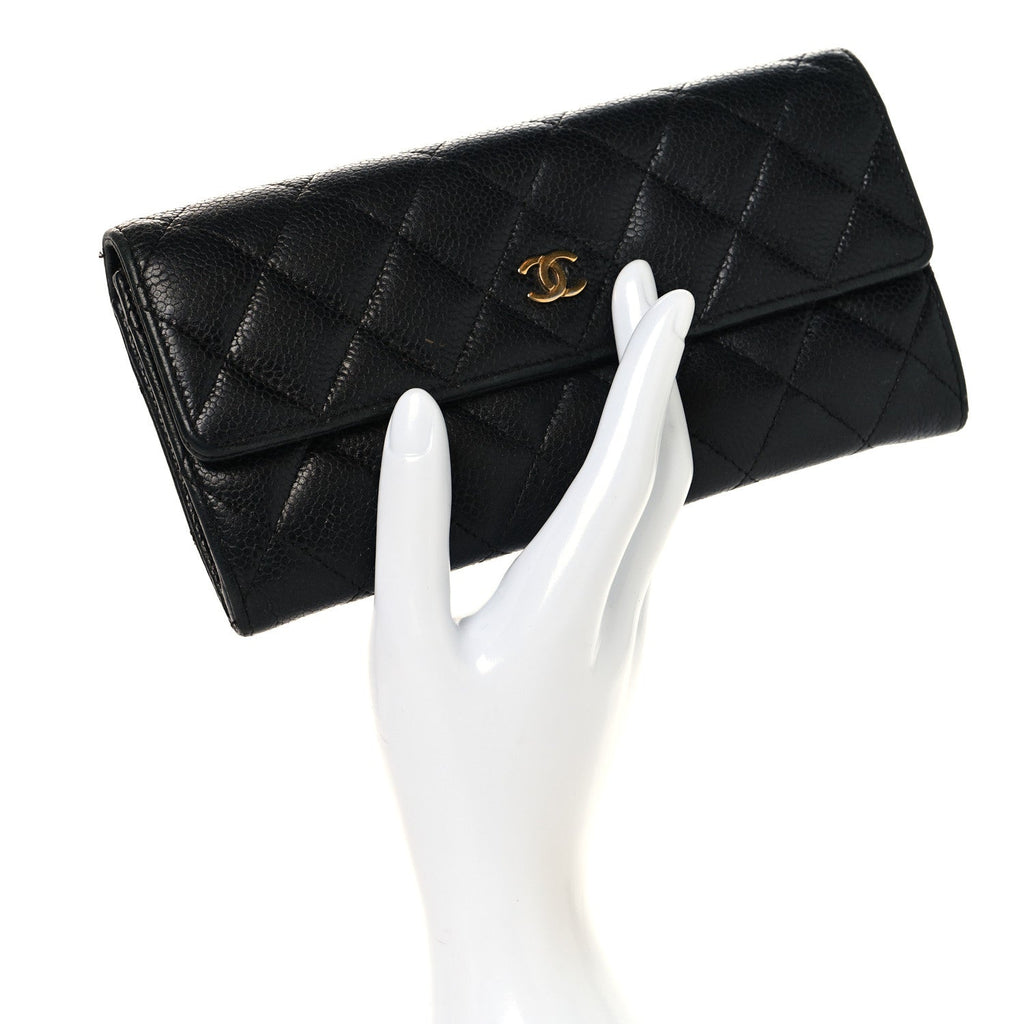 Caviar Quilted Large Gusset Flap Wallet Black