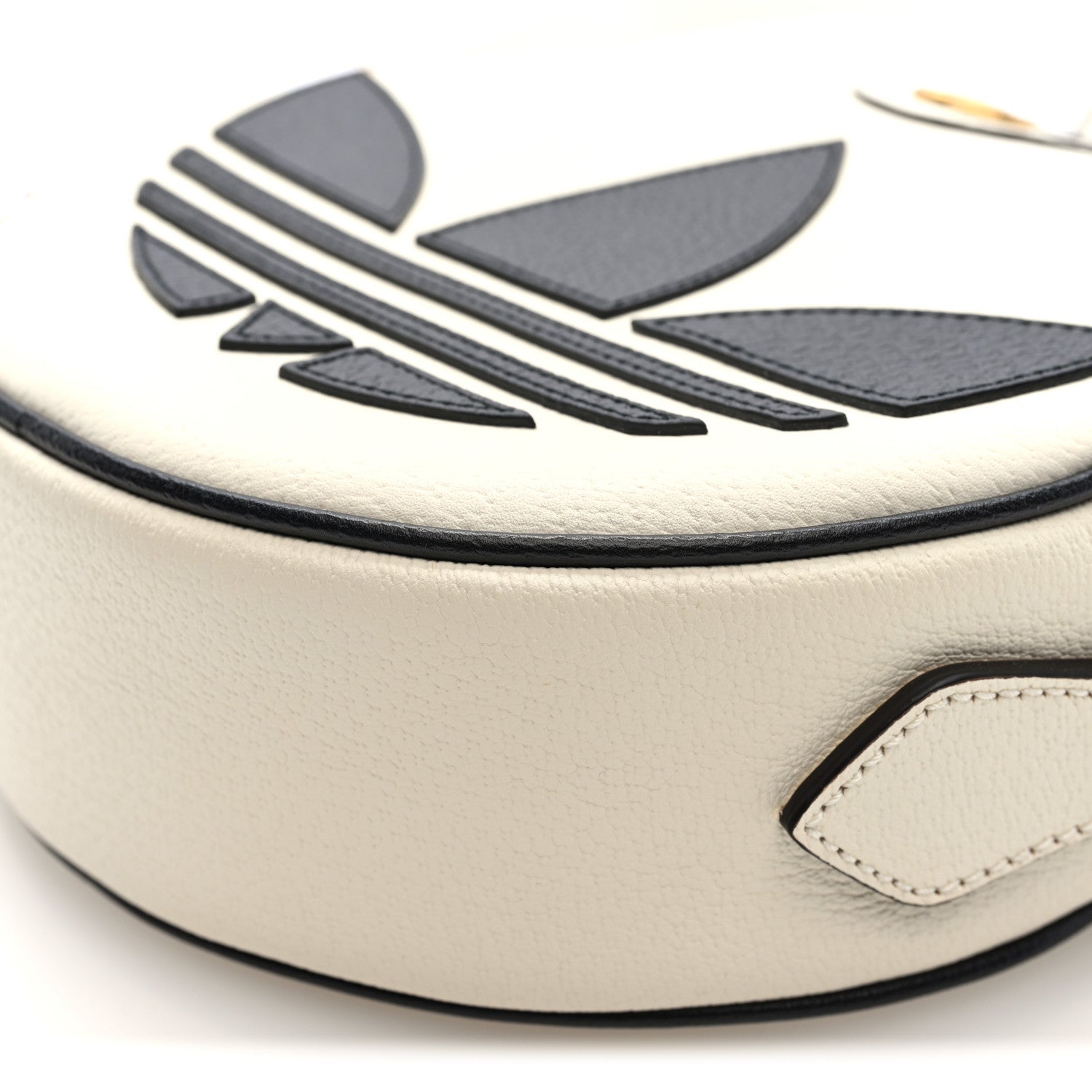 Gucci X ADIDAS Textured Dollar Calfskin Web Trefoil Logo Small Ophidia Round Shoulder Bag Off White Black