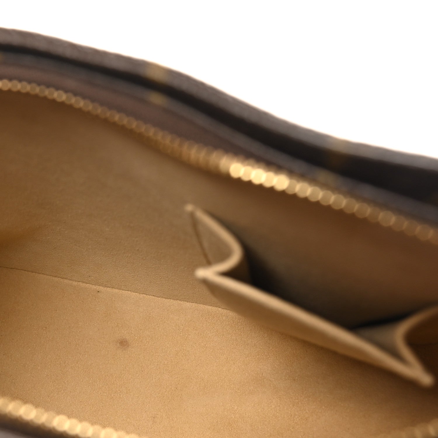 Louis Vuitton Monogram Looping MM