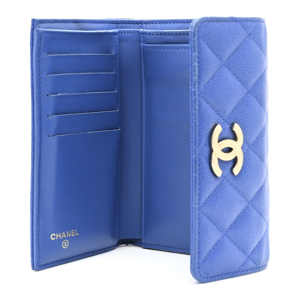 Caviar Quilted Studded CC Medium Flap Wallet Blue Blue