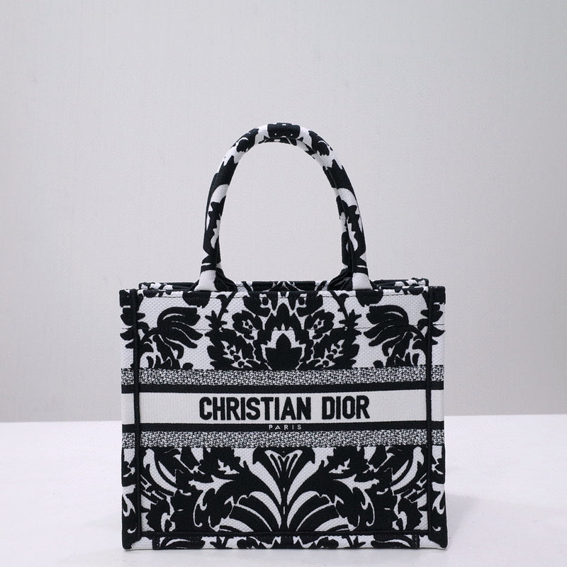 Dior Bags - 2467