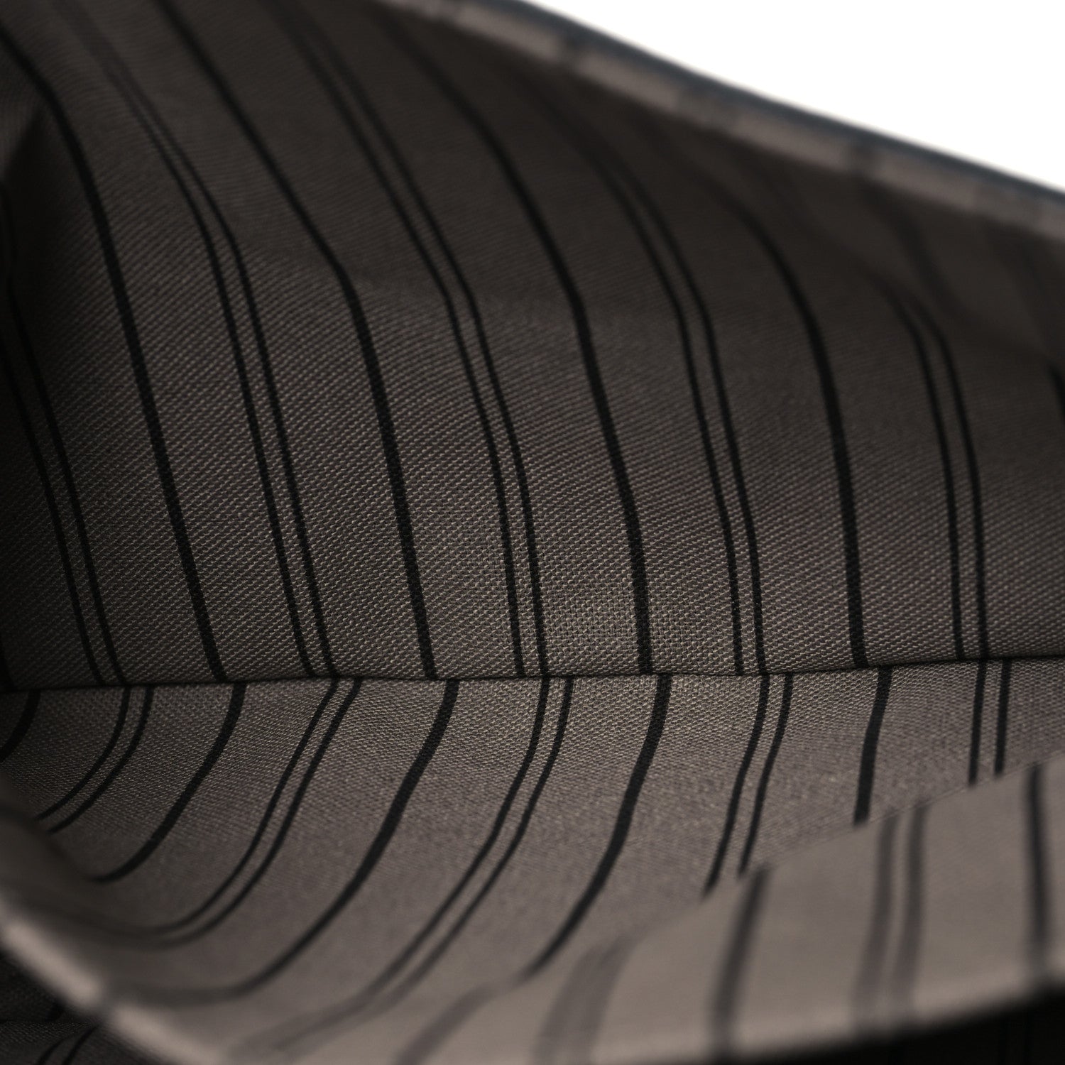Louis Vuitton Empreinte Pochette Metis Black